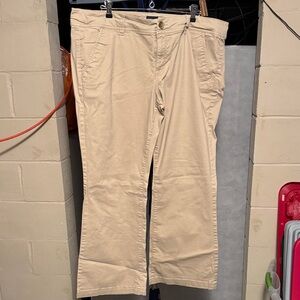 American Eagle Outfitters Vintage Khaki Pants